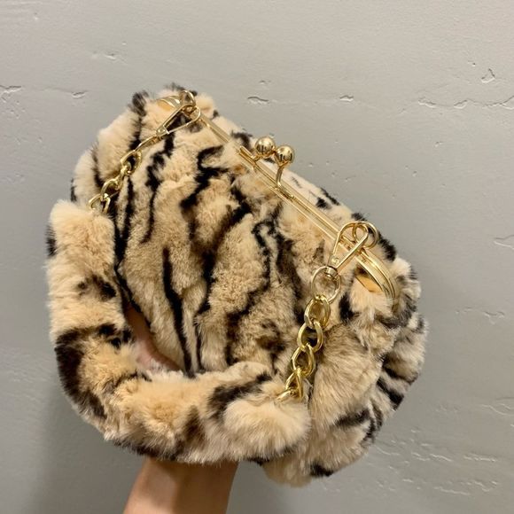 NWT Handmade Real Rex Rabbit Fur Kisslock Wristlet/Crossbody & 2 Strap Styles - Picture 11 of 14